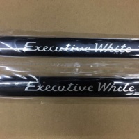 Шильдик Executive White (2шт.) Land Cruiser 200