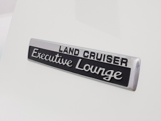 Шильдик Executive Lounge (2шт.) Land Cruiser 200